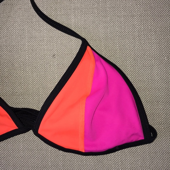 Victoria Secret Pink Bikini Top - Picture 3 of 4